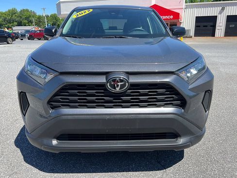 Used 2022 Toyota RAV4 LE AWD/4WD image 12