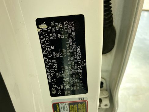 Used 2018 Kia Soul + image 36