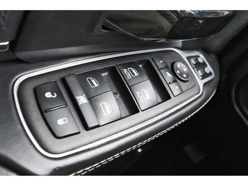 Used 2024 RAM 3500 Limited w/ Night Edition AWD/4WD image 20