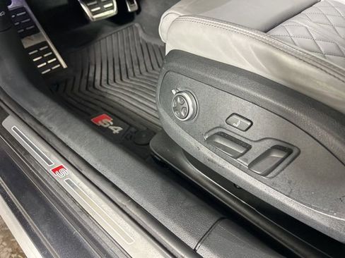 Used 2022 Audi S4 Premium Plus w/ Premium Plus Package image 23