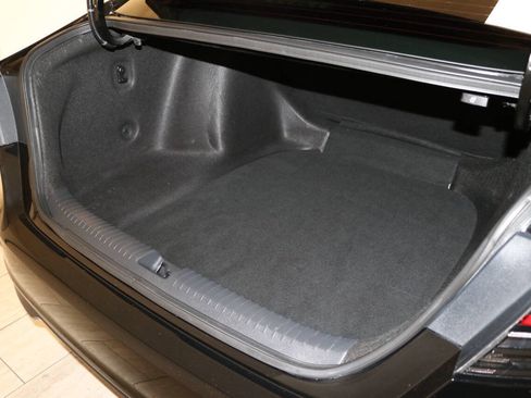 Used 2024 Honda Accord LX image 96