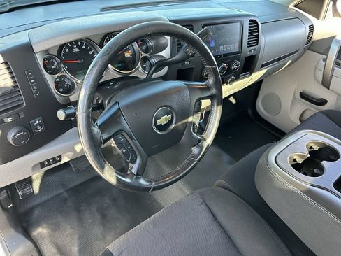 Used 2013 Chevrolet Silverado 2500 W/T RWD image 17