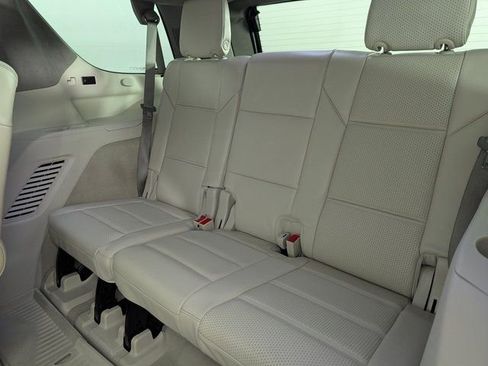 Used 2023 Cadillac Escalade Sport Platinum image 18