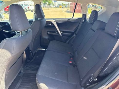 Used 2016 Toyota RAV4 XLE FWD image 11