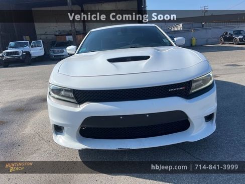 Used 2019 Dodge Charger R/T image 2