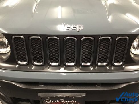 Used 2017 Jeep Renegade Sport w/ Power & Air Group AWD/4WD image 18