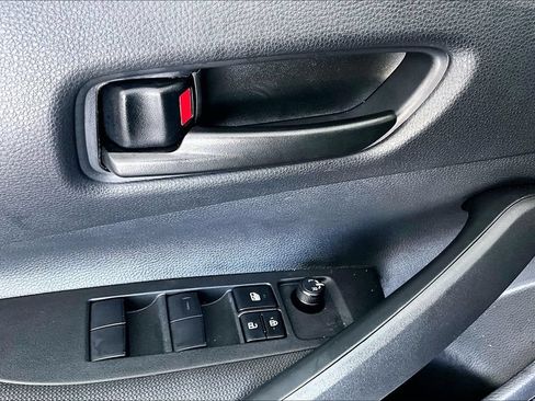 Used 2026 Toyota Corolla LE FWD image 32