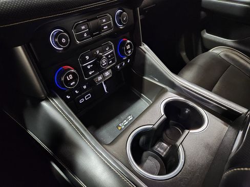 Used 2021 Chevrolet Tahoe Premier image 39