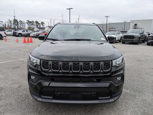 New 2026 Jeep Compass Latitude image 14
