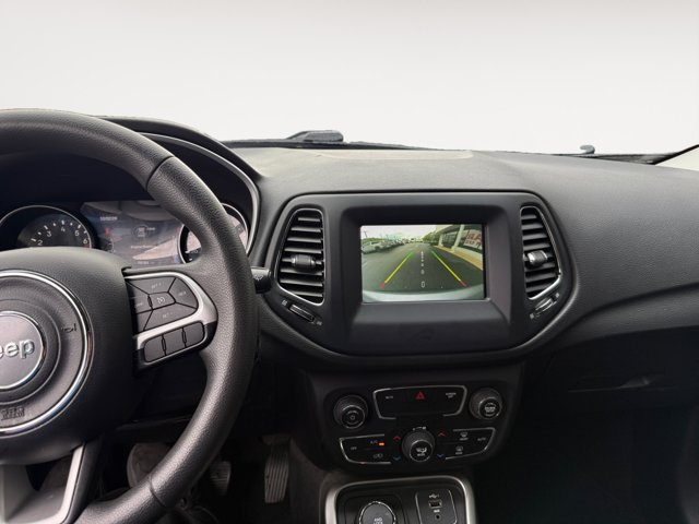 Used 2020 Jeep Compass Sport w/ Tech Group AWD/4WD image 13