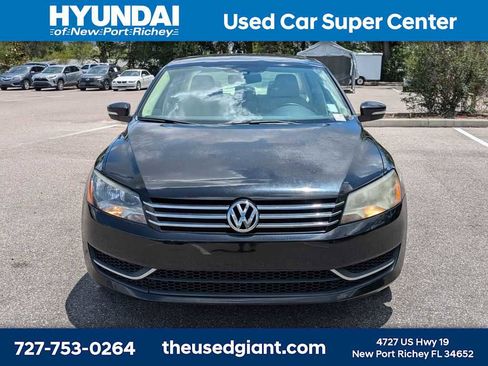 Used 2014 Volkswagen Passat 1.8T SE FWD image 8