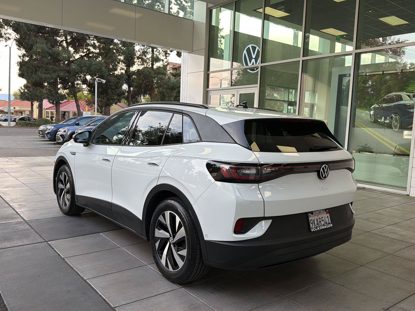 Certified 2023 Volkswagen ID.4 Pro RWD image 3