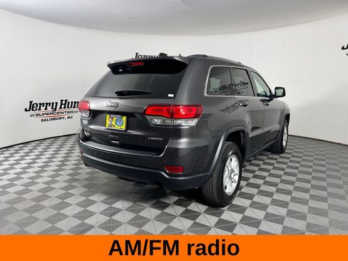 Used 2020 Jeep Grand Cherokee Laredo image 7