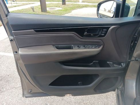 Used 2018 Honda Odyssey Elite image 11