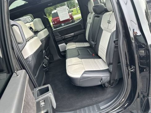 Used 2025 Ford F150 Lightning Platinum AWD/4WD image 27