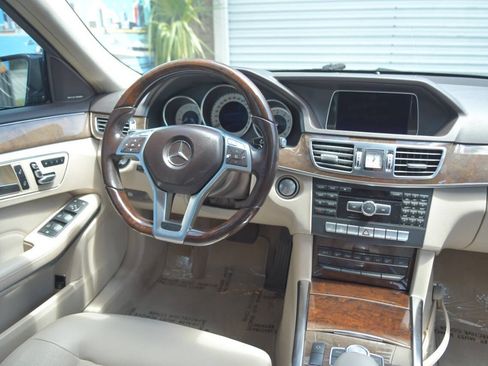 Used 2014 Mercedes-Benz E 350 Sedan w/ Premium 1 Package image 37