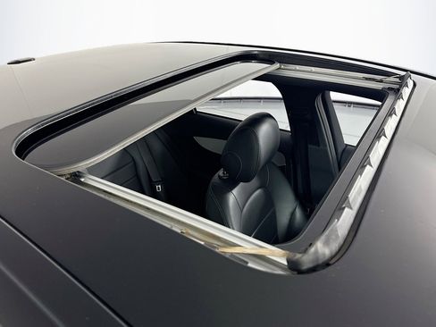 Used 2018 Mercedes-Benz C 300 Sedan image 22