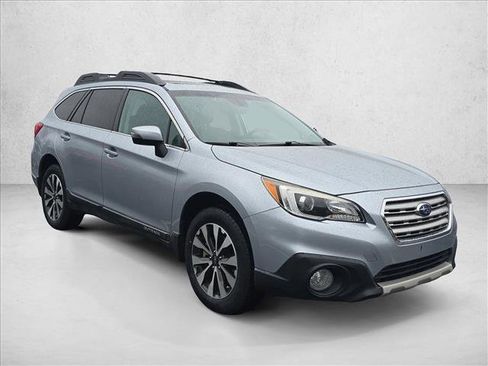 Used 2017 Subaru Outback 2.5i Limited image 3