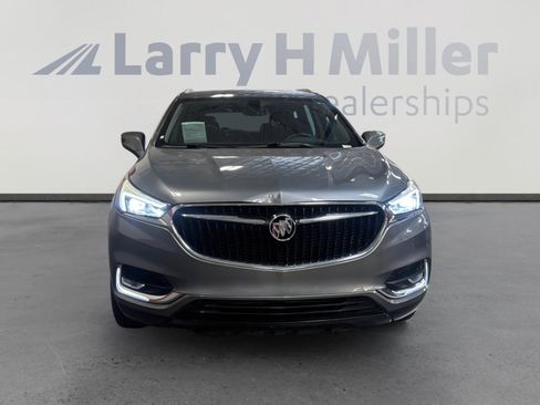 Used 2018 Buick Enclave Essence w/ Trailering Package FWD image 8
