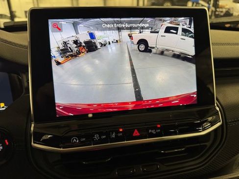 New 2026 Jeep Compass Limited w/ Sun, Sound & Navigation Group image 22