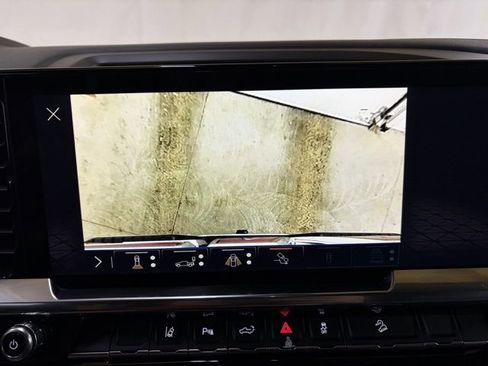 Used 2025 GMC Sierra 2500 SLT w/ SLT Premium Package image 56