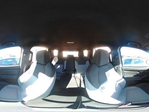 Used 2025 Toyota 4Runner TRD Off-Road image 42