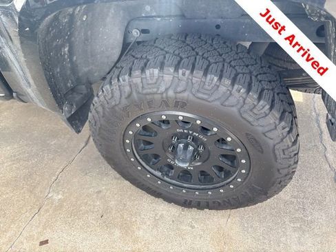 Used 2022 GMC Canyon AT4 w/ LPO, Power Package image 16