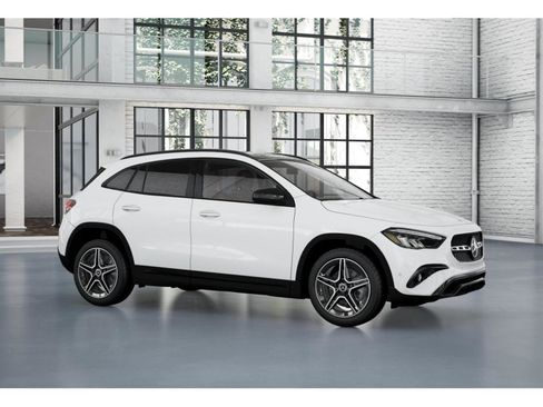 New 2026 Mercedes-Benz GLA 250 4MATIC image 55