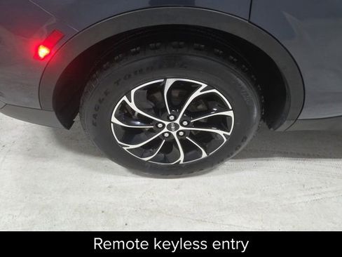 Certified 2024 Lincoln Nautilus Premier w/ Equipment Group 102A image 11