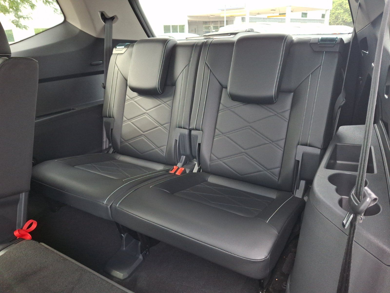 Certified 2024 Volkswagen Atlas SE AWD/4WD image 12