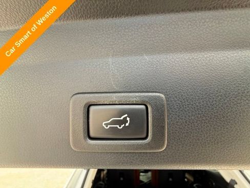Used 2019 Subaru Ascent Touring AWD/4WD image 34