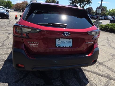 Certified 2024 Subaru Outback Premium AWD/4WD image 7