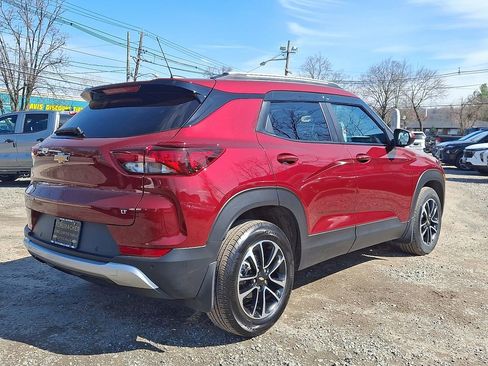 Used 2024 Chevrolet TrailBlazer LT w/ Driver Confidence Package image 6