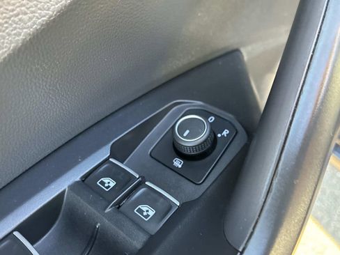 Used 2021 Volkswagen Jetta S w/ Driver Assistance Package image 17