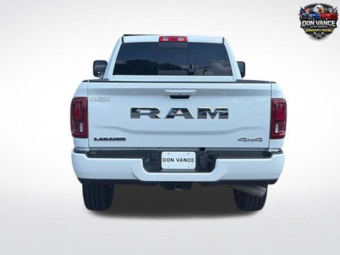 Used 2026 RAM 2500 Laramie AWD/4WD image 4