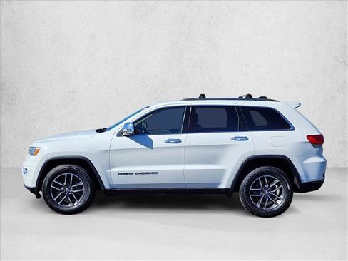 Used 2017 Jeep Grand Cherokee Limited RWD image 9