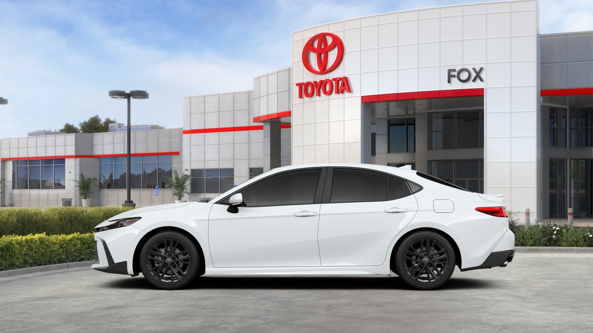 New 2026 Toyota Camry SE FWD image 27