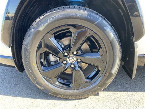 Certified 2019 Toyota RAV4 XSE AWD/4WD image 10