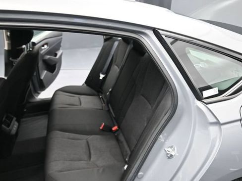 Certified 2025 Honda Accord SE image 18