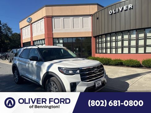 New 2025 Ford Explorer Active w/ Active Comfort Package image 1