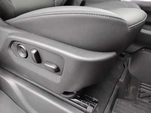 New 2025 Chevrolet Silverado 2500 LTZ w/ LTZ Convenience Package image 30