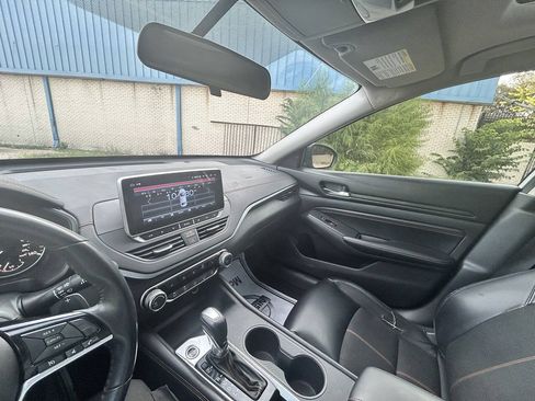 Used 2019 Nissan Altima 2.5 SR w/ SR Premium Package FWD image 21