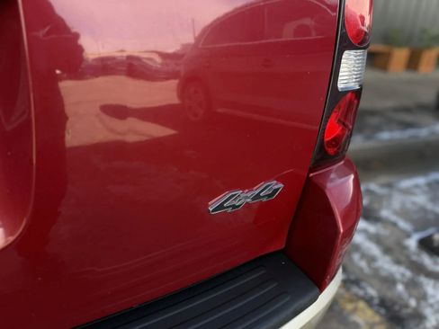 Used 2010 Ford Explorer Eddie Bauer image 36