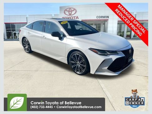 Certified 2022 Toyota Avalon Touring w/ Advanced Safety Package FWD image 1