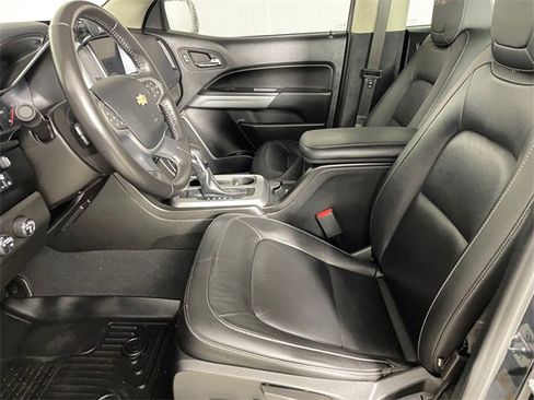 Certified 2022 Chevrolet Colorado ZR2 w/ ZR2 Midnight Special Edition image 2