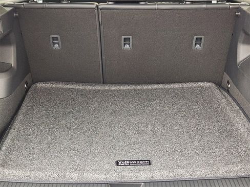 New 2026 Volkswagen Tiguan SE image 20