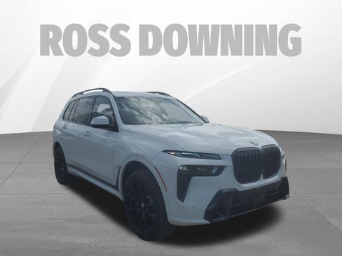 Used 2024 BMW X7 xDrive40i w/ M Sport Package AWD/4WD image 3