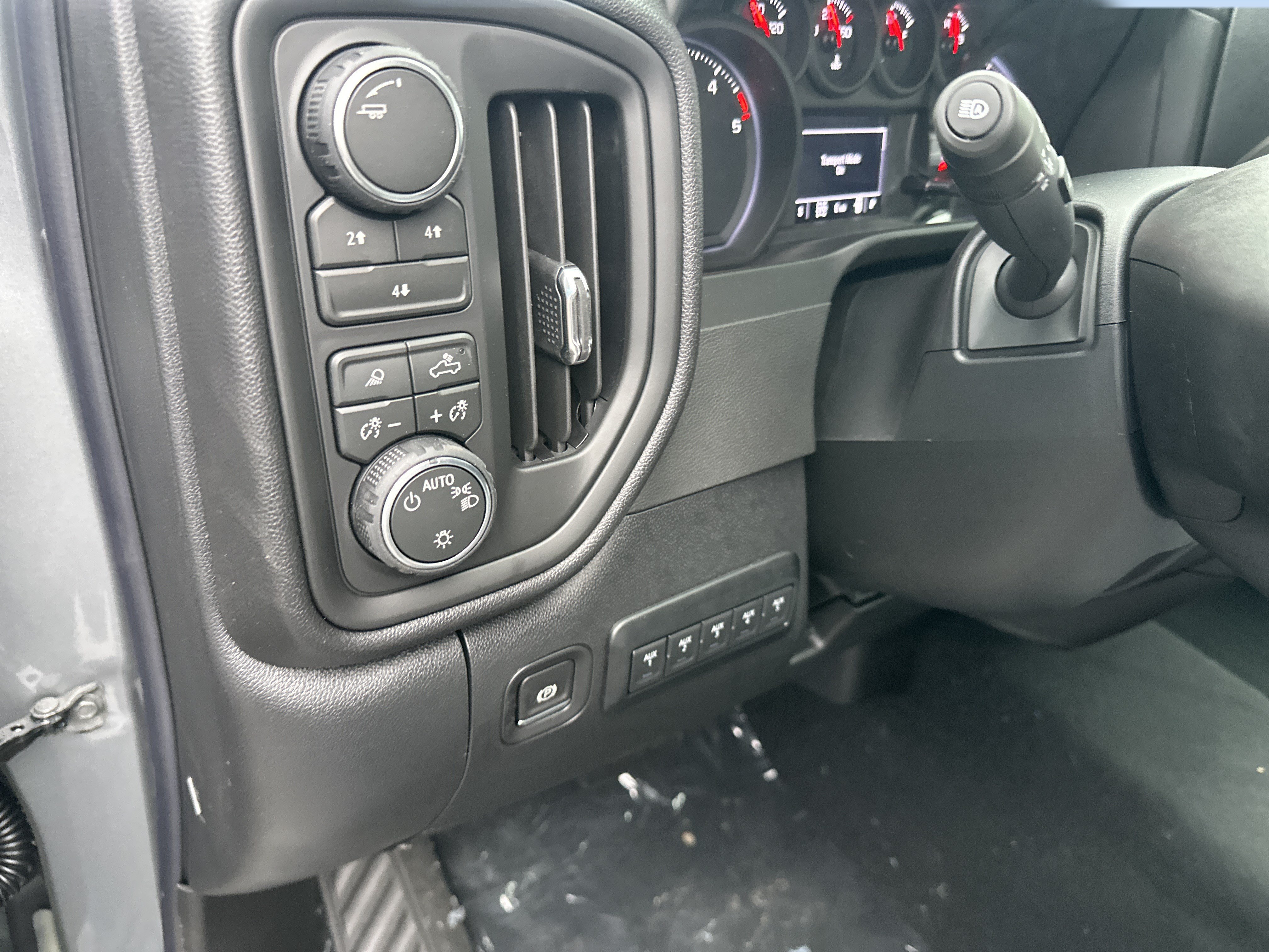 New 2026 Chevrolet Silverado 2500 Custom w/ Custom Value Package AWD/4WD image 13