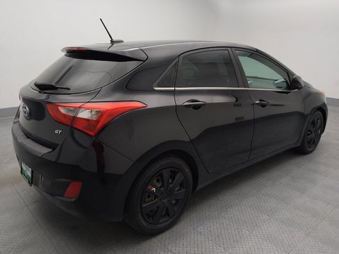 Used 2016 Hyundai Elantra GT FWD image 9