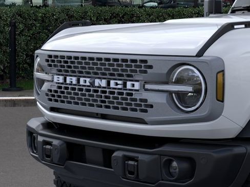 New 2026 Ford Bronco Badlands AWD/4WD image 19